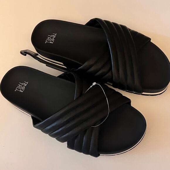 Time and Tru Women's Cross Strap Black Sandals  Sz 7 - Picture 10 of 13